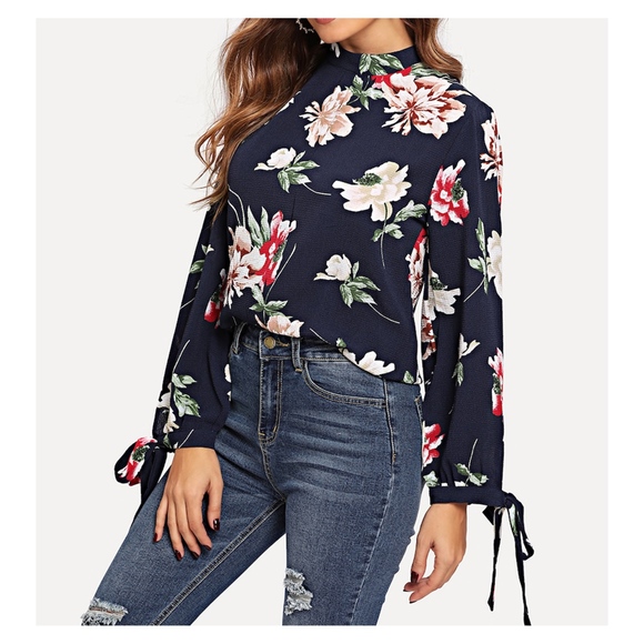 Blue Floral Long Sleeve Knot Detail Blouse - Picture 3 of 5